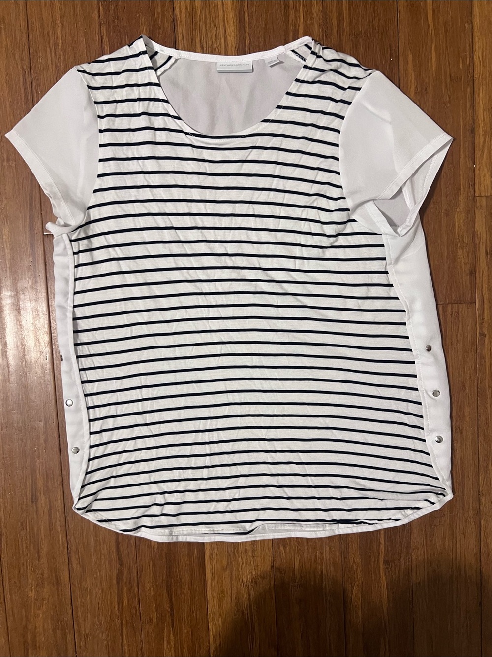 New York & Company White and Black Striped Short Sleeve Top